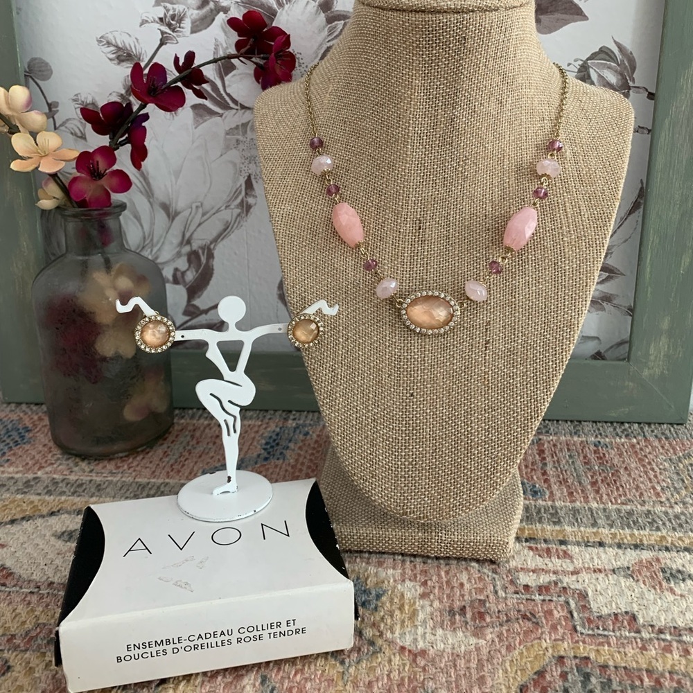 Vintage Box Avon Misty Pink Cabochon Beads Rhinestones Necklace Earrings New Set